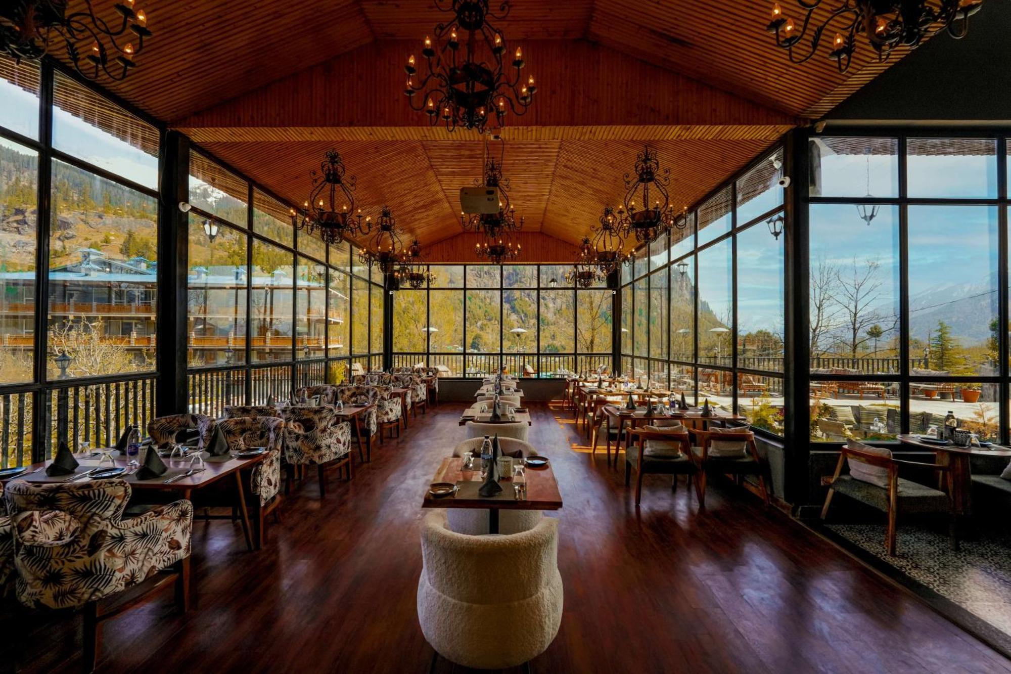 Palchan Hotel & Spa - A Member Of Radisson Individuals Retreats Манали Экстерьер фото